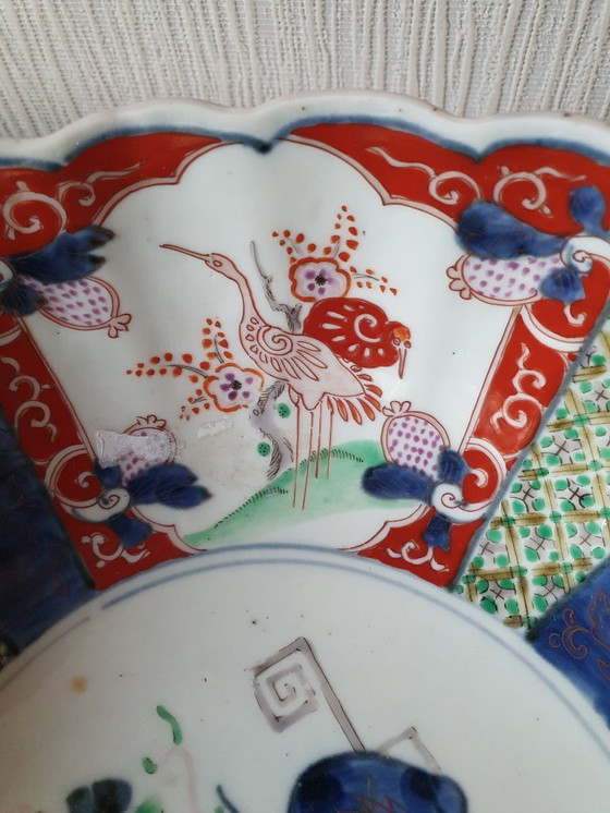 Image 1 of Antique Imari bowl Meiji period 1890-1910