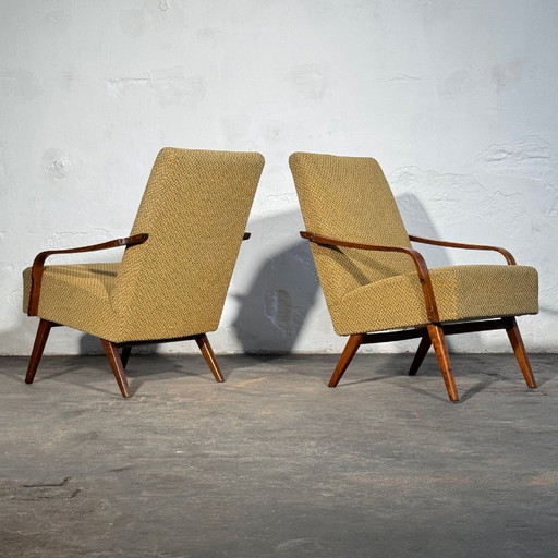 Twee Jaroslav Smidek fauteuils, jaren 60