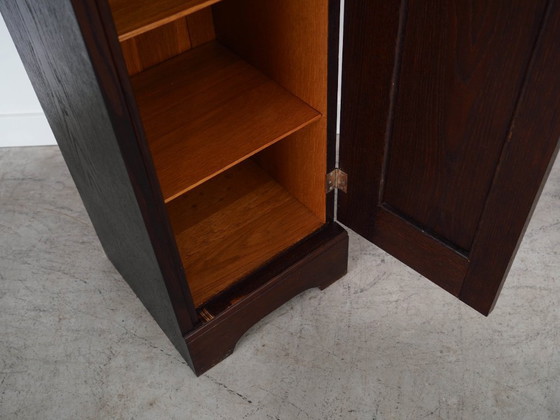 Image 1 of Meuble en chêne, design danois, années 1950, fabrication : Danemark