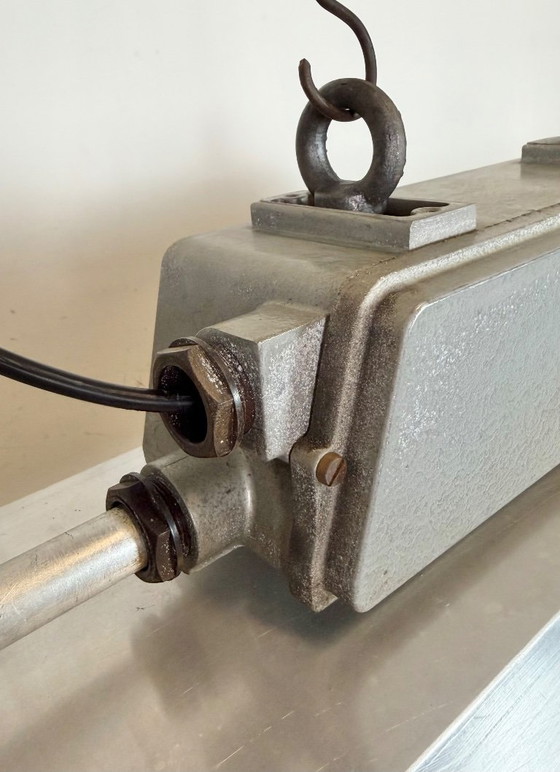 Image 1 of Industriële grijze buislamp van Elektrosvit, jaren 70