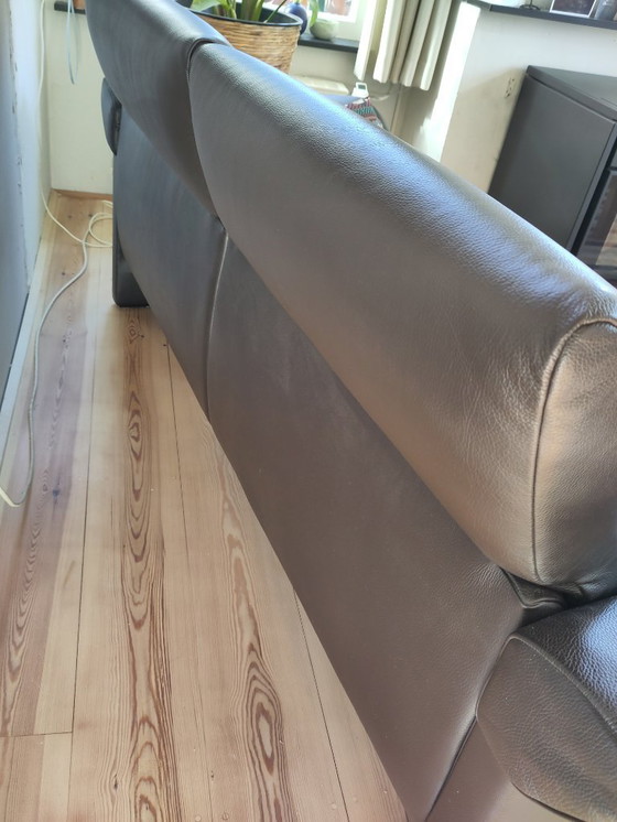 Image 1 of Dark brown leather 2-seater sofa De Sede