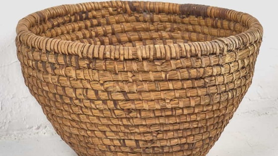 Antique wicker basket (c.1930) #4 – Decorative Objects (photo 3 of 9)