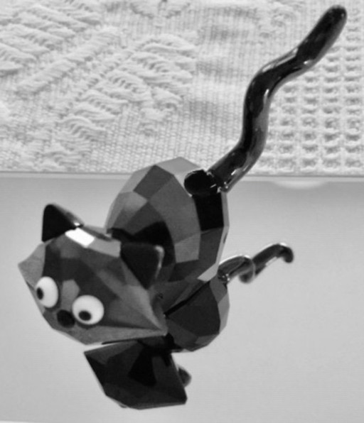 Swarovski Lovlots - Theo de schattige zwarte kat.