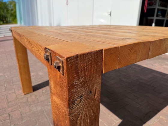 Image 1 of Robuuste Eettafel Van Historische Gebinten 140 X 140 Cm