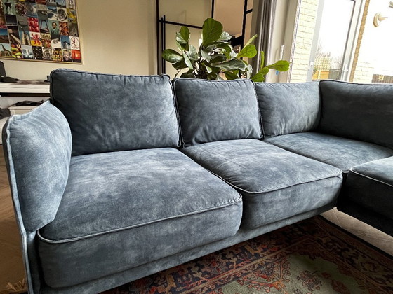 Image 1 of XOOON Modena Ecksofa | Karese-Stoff Blau | Designerfüße