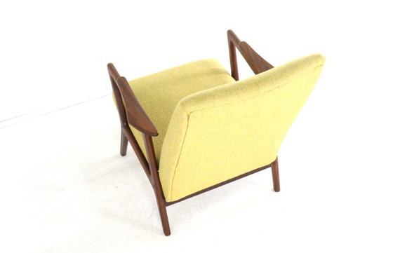 Image 1 of Poltrona vintage 'Hoekschewaard' recentemente rivestita