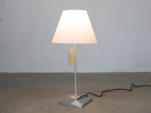 Lampada da tavolo Luceplan Costanzina design Paolo Rizzatto