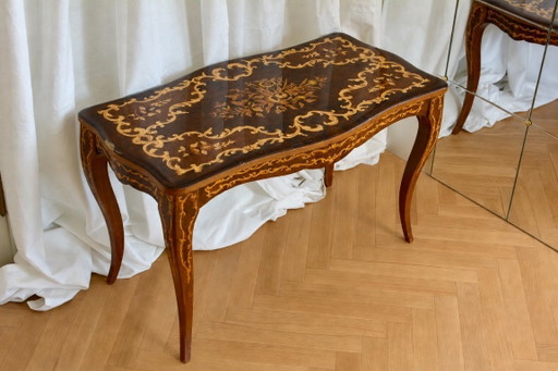 Vintage Louis XV salontafel met marqueterie, Franse rococo houten tafel met inlegwerk, Europees antiek meubilair, tafel met bloe
