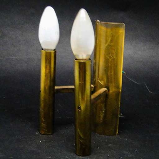 Zweiarmige Wandleuchte aus Metall, 1970er Jahre – wandlampen (photo 2 of 8)