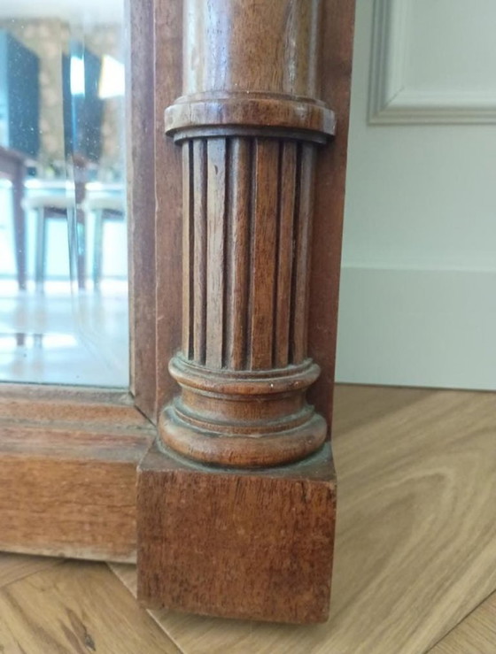 Image 1 of Antiker Hartholzspiegel (Holzschnitzerei) aus Indonesien mit geschliffenem Glas