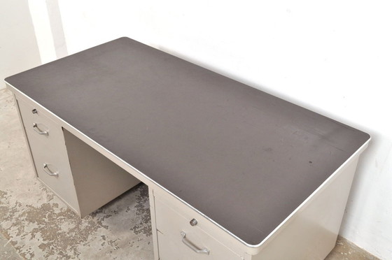Image 1 of Scrivania vintage in acciaio Ahrend