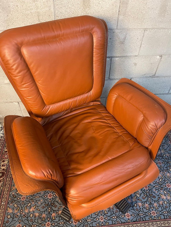 Image 1 of Fauteuil vintage italien en cuir