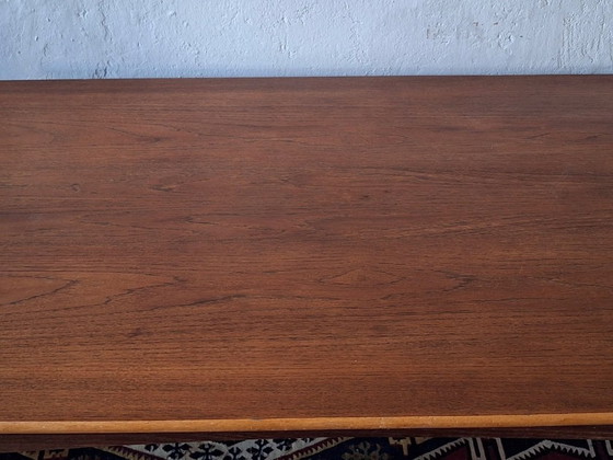 Image 1 of Table de salle à manger en teck de style Mid-Century avec plateau incurvé, Danemark, années 1960