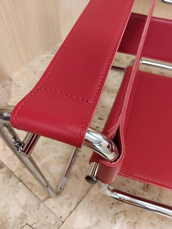 Image 1 of KNOLL Studio Set van 2 WASSILY B3 fauteuils (NIEUW) in rood leer