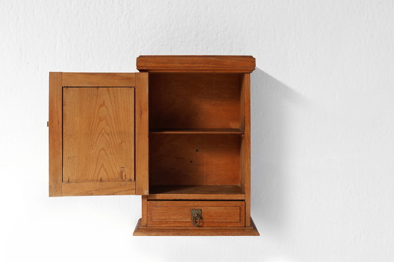 Image 1 of Art Deco scheerkast in eiken met afgeschuinde spiegel, Frankrijk ca. 1900