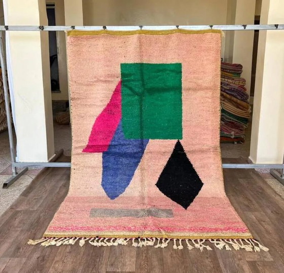 Tapis marocain blanc cassé à motifs colorés, 250cm x 150cm – Wool (photo 10 of 10)