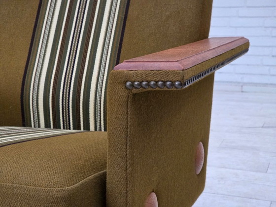 Image 1 of Dänisches 3-Sitzer-Sofa aus den 1970er Jahren, Möbelwolle, massives Eichenholz.