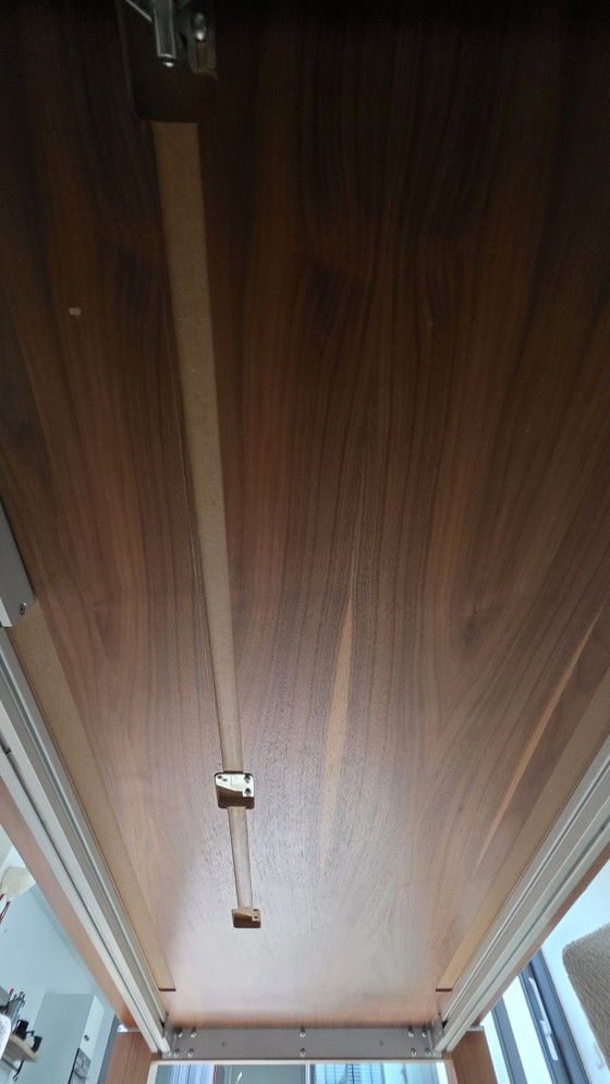 Mesa de comedor de nogal Jori – Mesas de comedor, Metal, Madera (photo 8 of 11)