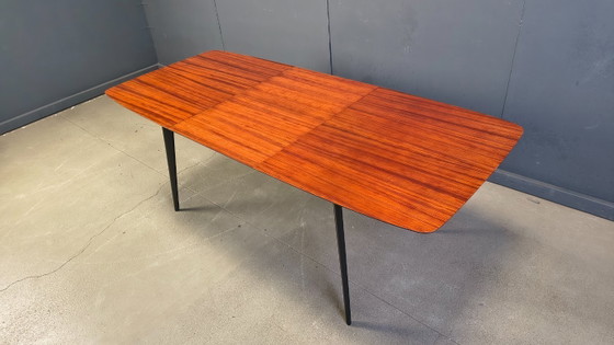 Image 1 of Uitschuifbare eettafel van Alfred Hendrickx voor Belform, jaren 1950.