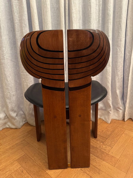 Africa chair by Afra and Tobia Scarpa for Maxalto – eetkamerstoelen, Leather, Wood (photo 2 of 12)
