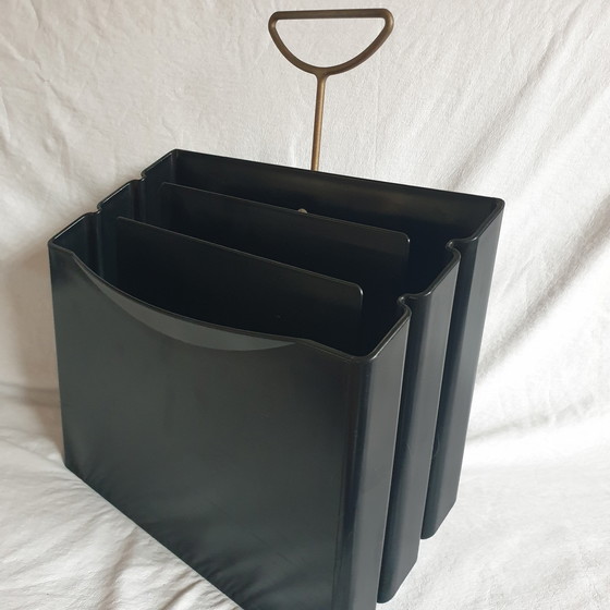 Image 1 of Impress Reader di Magis Design di Andries e Hiroko van Onck