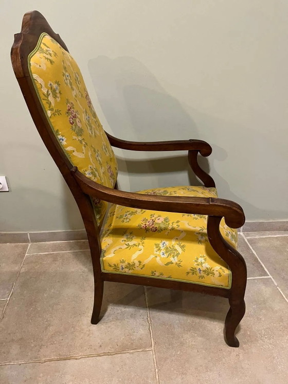 Sessel im Louis XV Stil aus Massivholz, gelber Blumenstoff. – Wood (photo 9 of 16)
