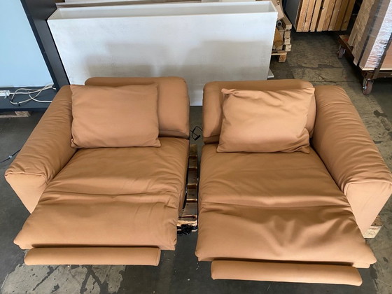 Image 1 of Set of 2 Kuka Home Motorized Recliners with Battery Packs – New Condition