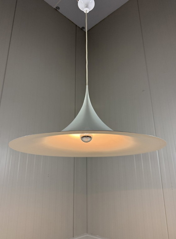 Lámpara semicolgante XXL de Fog & Morup, Dinamarca. – Fog & Mørup, Lámparas colgantes, Aluminium (photo 5 of 12)