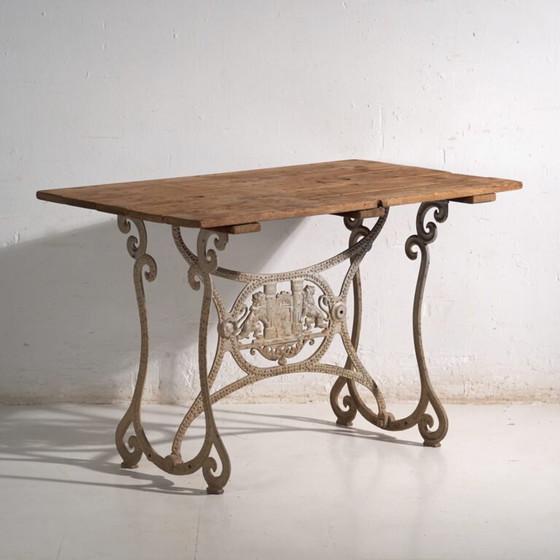 Antieke tuintafel van gietijzer – Centraal-Europa, circa 1900 – Cast Iron, Art Nouveau (photo 7 of 40)