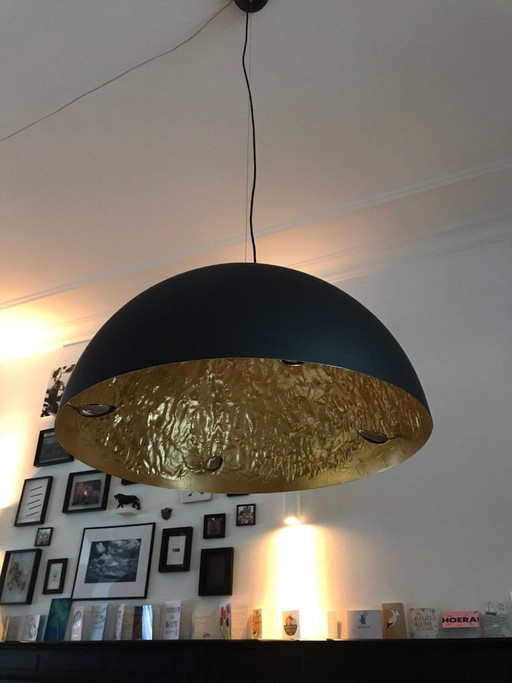 Deux Suspensions LED Catellani & Smith Stchu-Moon 02 (Ø 80 cm, noir/or).