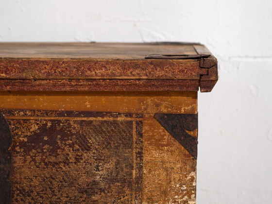 Baule nuziale antico d'arte popolare (c.1820) #103 – Armadi contenitori (photo 32 of 40)
