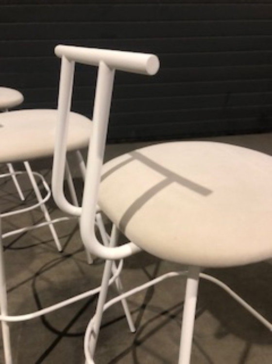 Image 1 of Limited uniek chique design 8 st krukken (wit-zachtgrijs)  Richard Hutten