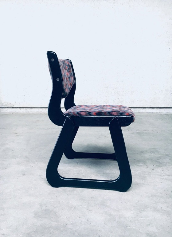 Image 1 of Ensemble de 4 chaises de salle à manger vintage MCM des années 1970 en bois teinté noir