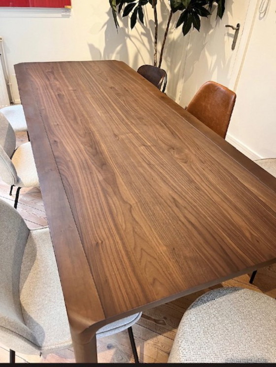 Image 1 of Storm table walnut 180 x 90
