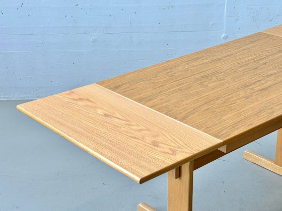 Image 1 of Scandinavian-style oak dining table with extendable ends, 1970s