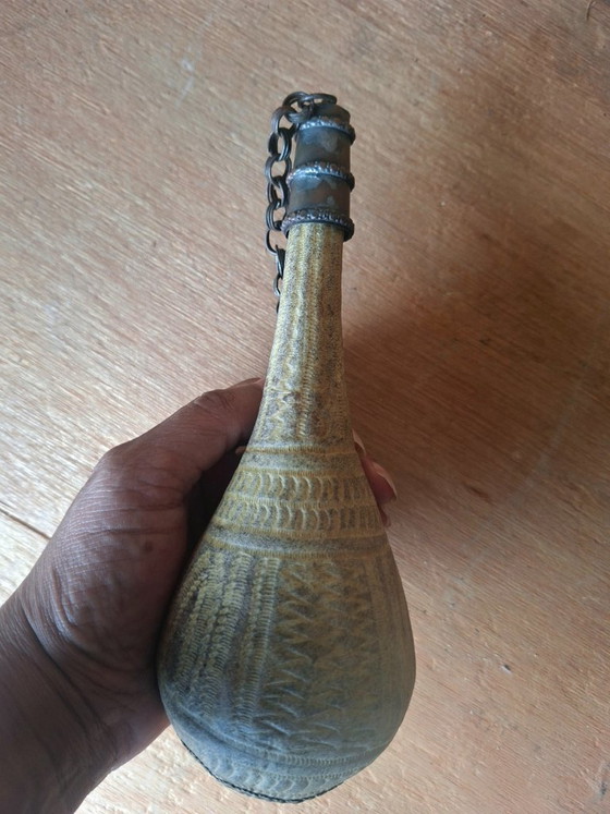 Camel Hide Powder Flask with Dispensing Stopper and Suspension Chain. Bedouin Military Ethnography (photo 3 of 11)