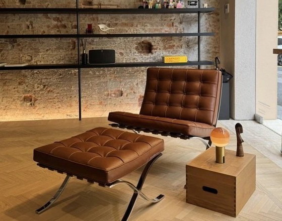 Image 1 of KNOLL SET BARCELONA NEW-NEVER USED Cognac leather design L. Mies Van der Rohe & Lilly Reich 1929