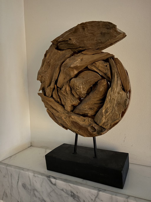 Escultura de madera de teca sobre soporte - objeto de diseño de madera de raíz (decoración)