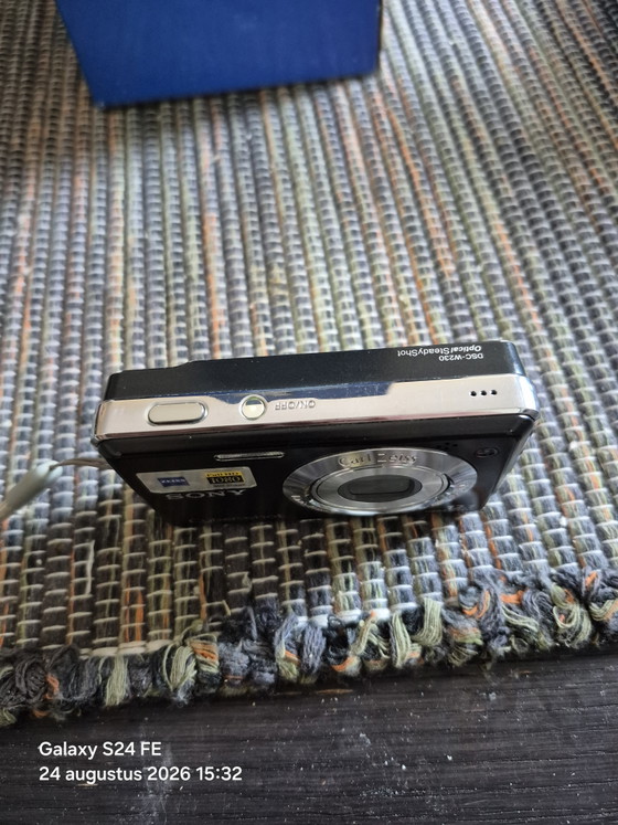 Sony CyberShot – Regalos, Metal, Plastic (photo 2 of 7)