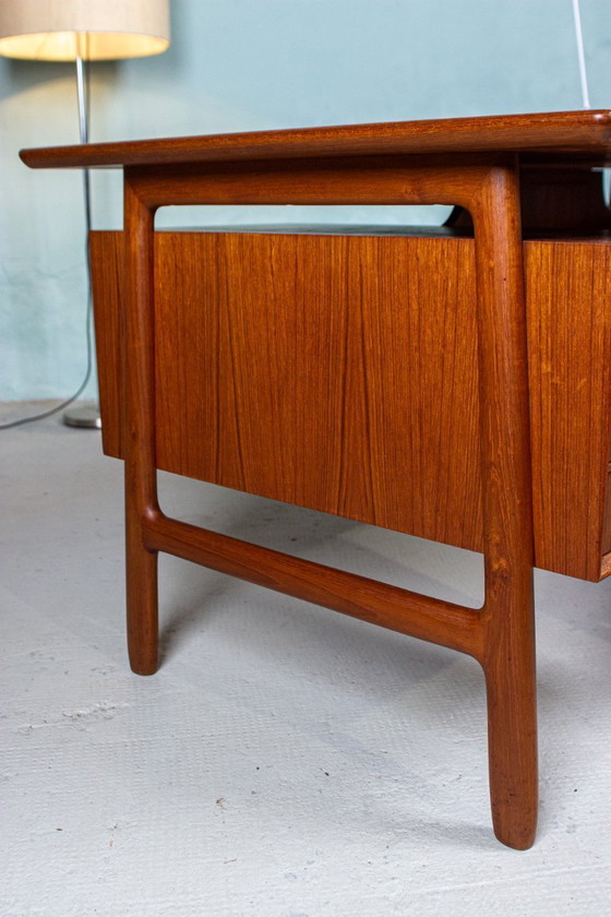 Image 1 of Vintage teakhouten secretair bureau, ladekast, Deens Riis Antonsen