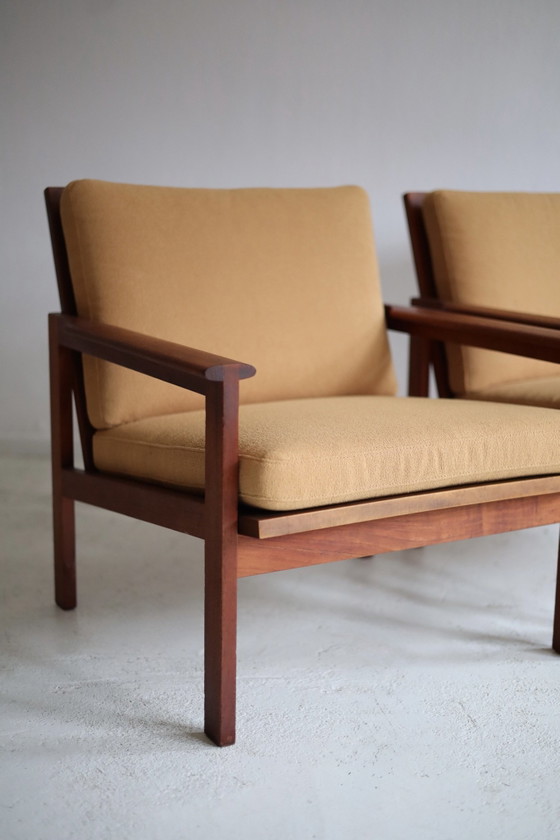 Set of 2 vintage Capella Armchairs Illum Wikkelso 1960s – Eilersen, Wood, Textile (photo 2 of 12)