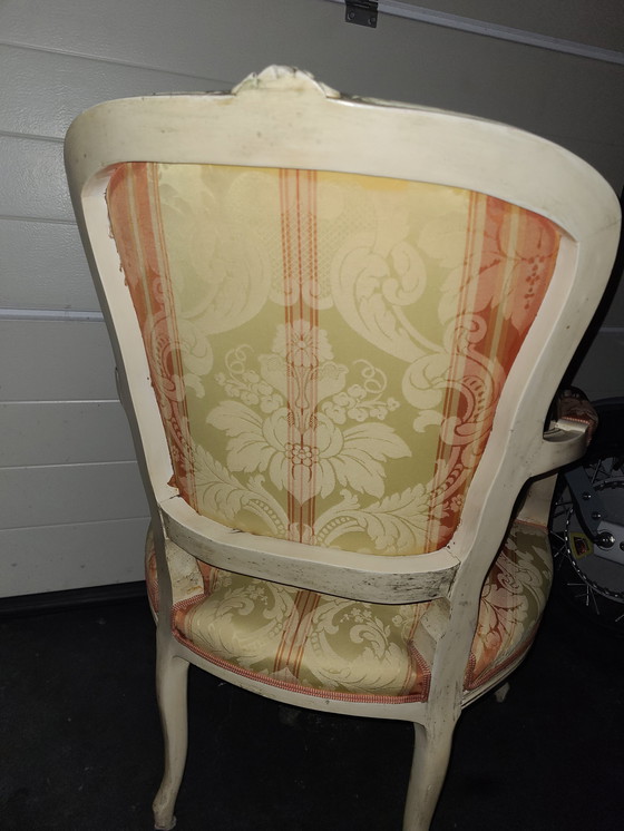 Image 1 of Fauteuil de dame Louis XVI