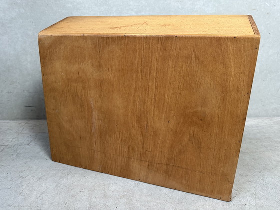 Image 1 of Vintage display case/counter - 'Guitare' Elastique de Luxe