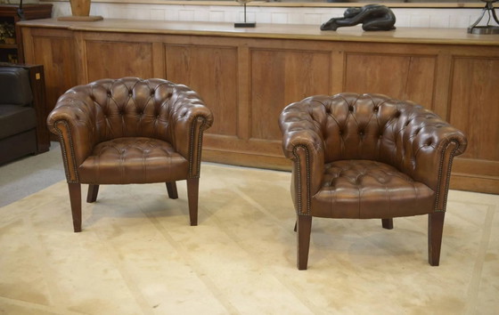 Pair of upholstered leather Club armchairs – Vintage (photo 3 of 14)