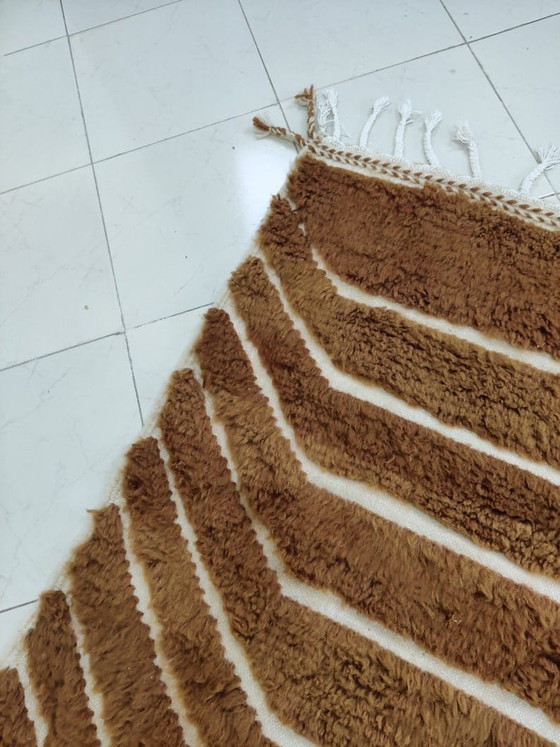 Image 1 of Alfombra bereber tradicional de lana marrón, hecha a medida, 150/250 cm.