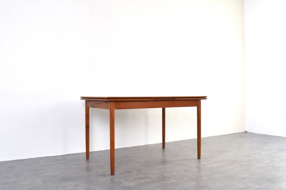 Image 1 of Table de salle à manger extensible en teck danois, style milieu du XXe siècle, années 1960.