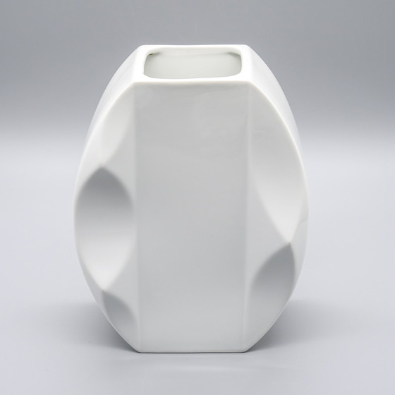 Image 1 of Hutschenreuther Porcelaine brillante Heinrich Fuchs 70s Vintage Op Art Vase 5094