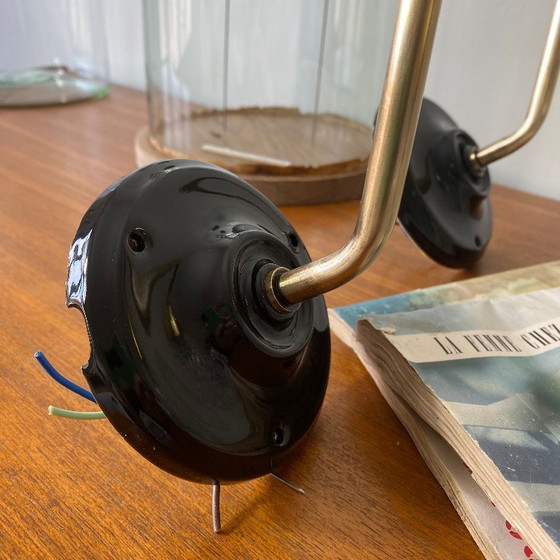 Image 1 of Coppia di applique da parete vintage a collo d'oca in ottone con vetro a bolle e globi in porcellana