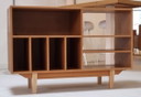Schallplattenschrank aus der Mitte des Jahrhunderts