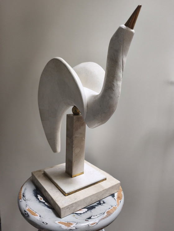 Image 1 of Autentico uccello acquatico in pietra tassellata Maitland-Smith su piedistallo - Stile Hollywood Regency